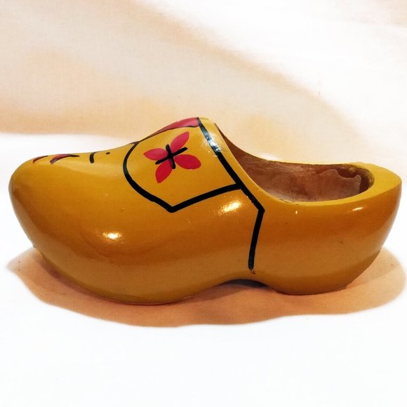 Vintage Dutch Decorative Hand Painted Wooden Clogs - Picture 5 of 16